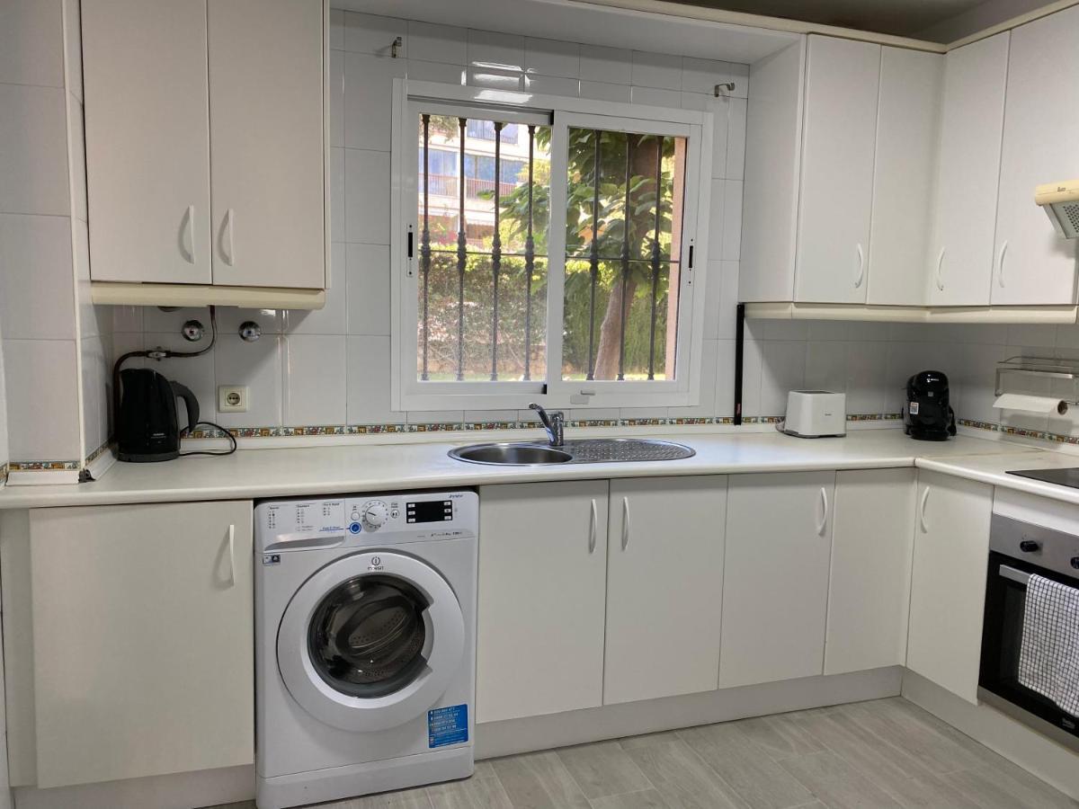 Apartamento Ground Floor Apartment- 2 Bedrooms - 450 Meters From The *